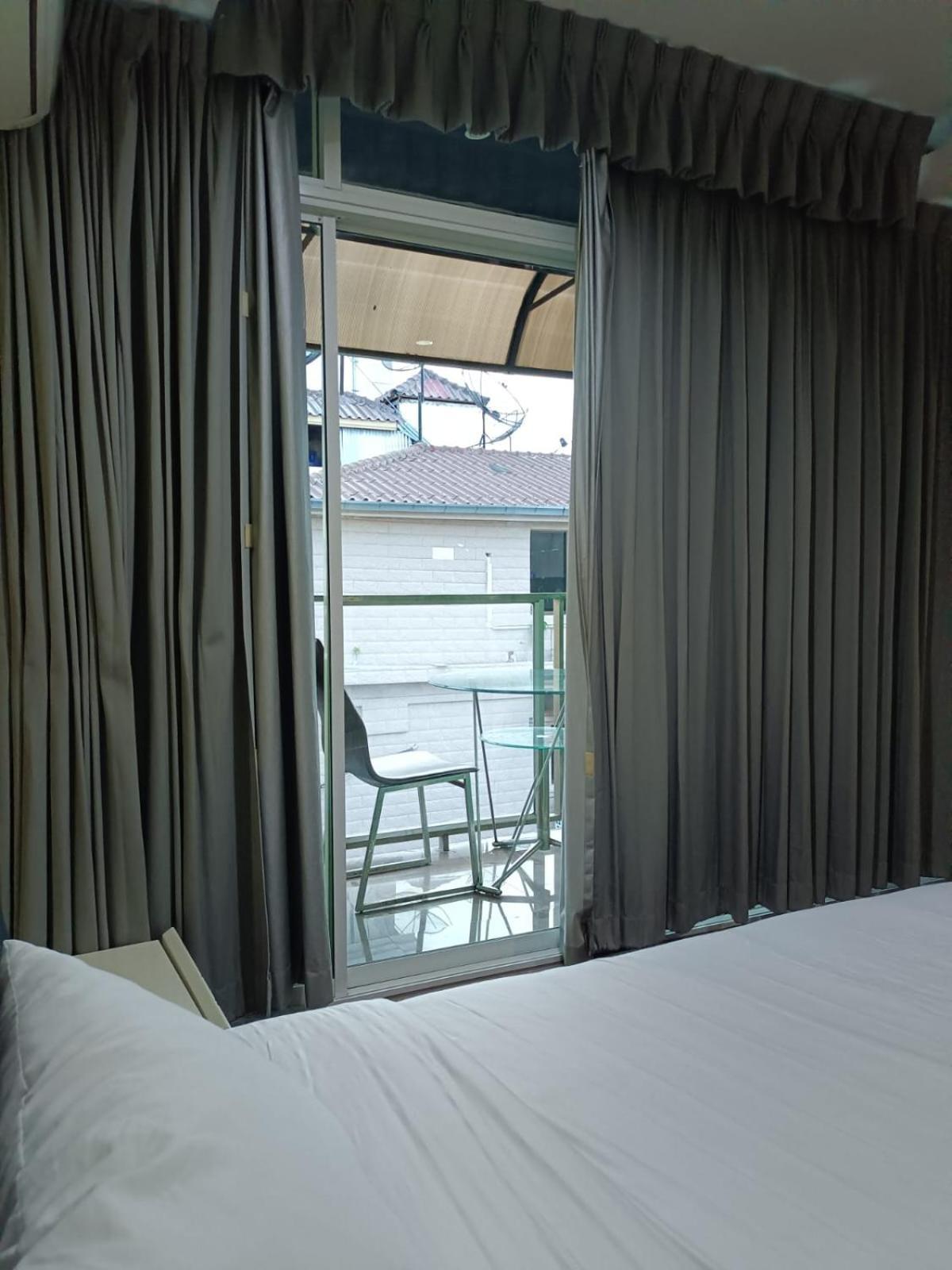 Del Mar Rooms Pattaya Eksteriør billede
